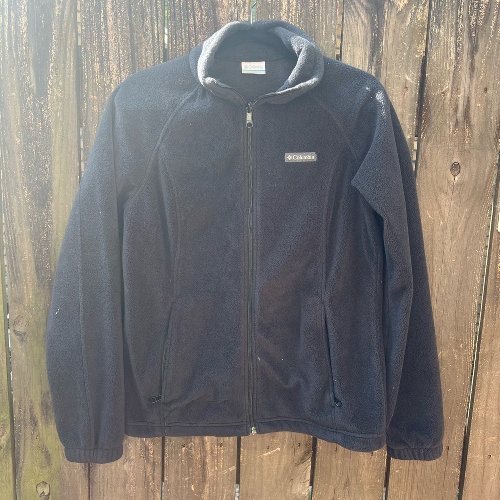 Columbia Black Performance Jacket with Raglan Sleeves